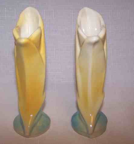 Vintage Shawnee Miniature Vases * 2 FLOWERS * USA 1125