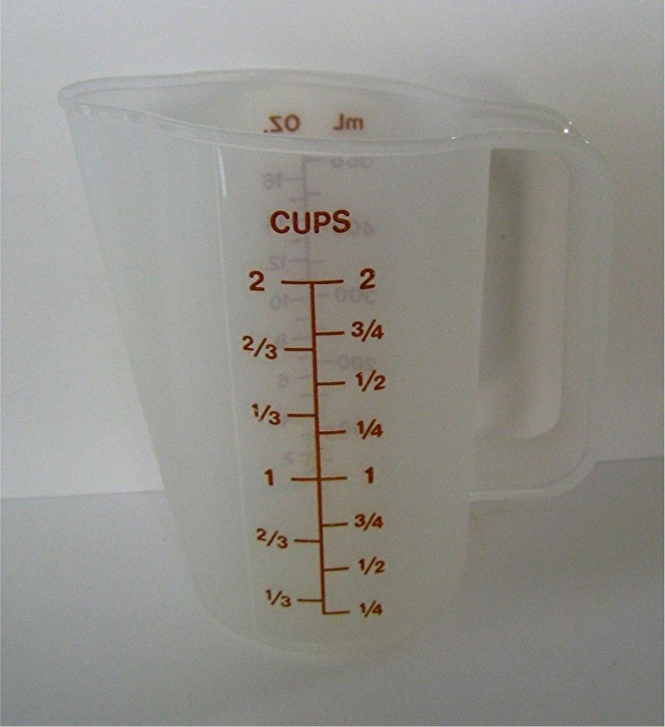 Tupperware Vintage 2 Cup Measuring Cup Classic Shear & Orange