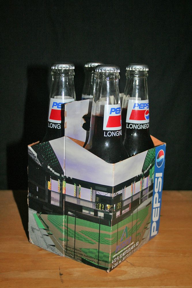 ARIZONA DIAMONDBACKS SET OF 4 UNOPENED 1995 PEPSI LONGNECK BOTTLES 