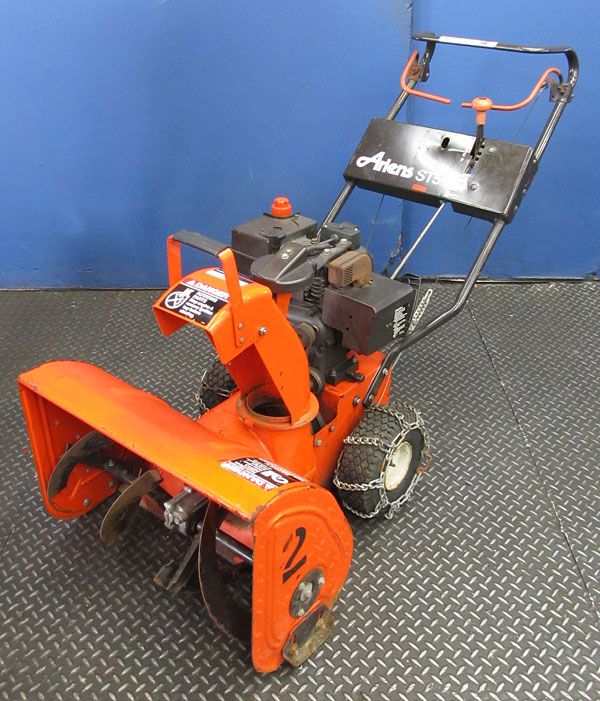 ARIENS 24 COMPACT GAS POWERED WALK BEHIND SNOWBLOWER   #ST524