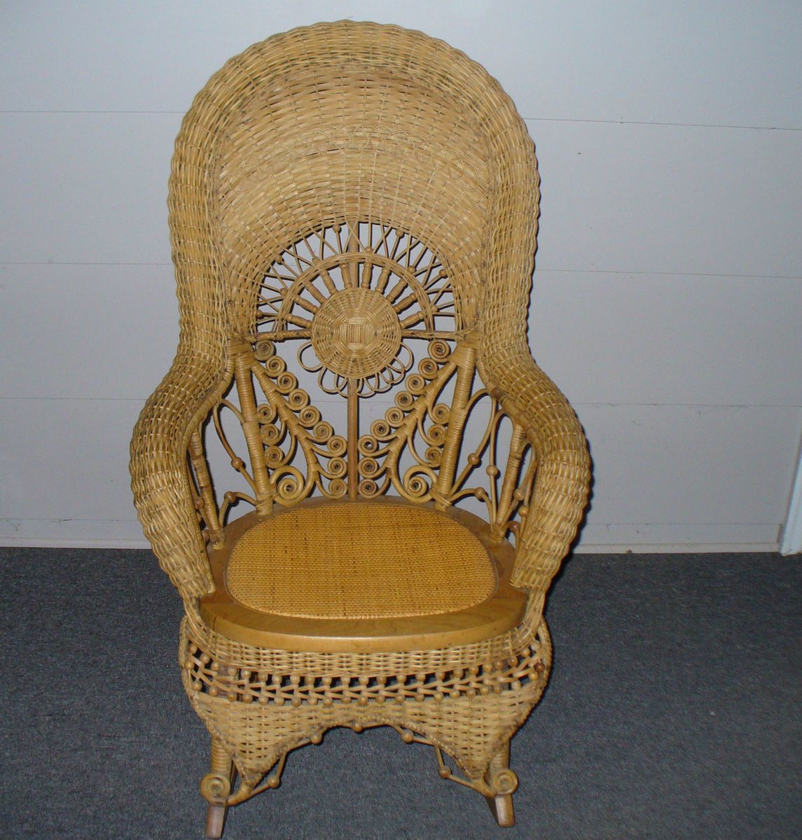   Whitney Wicker Rocker Excellent Condition Ashburnham Mass