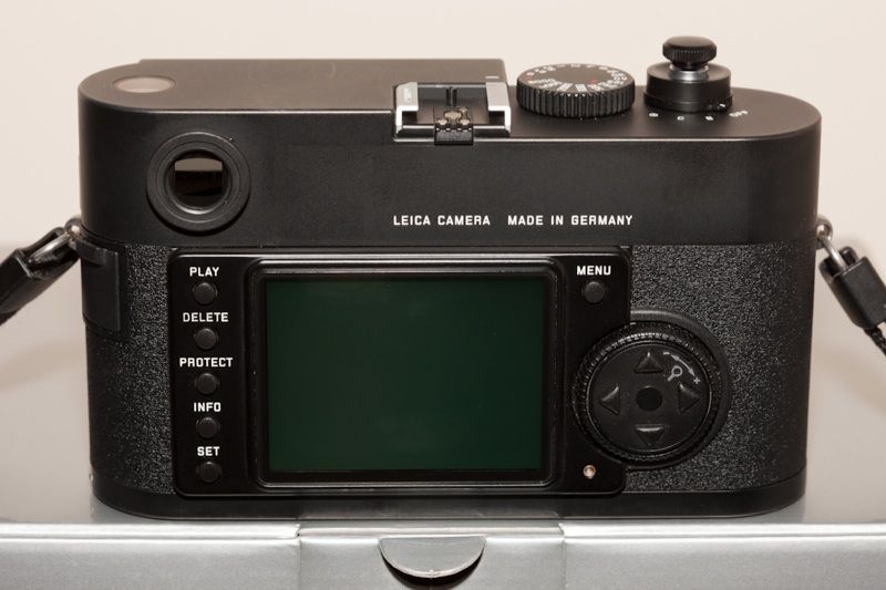 leica m8 digital camera black 1192 shutter count