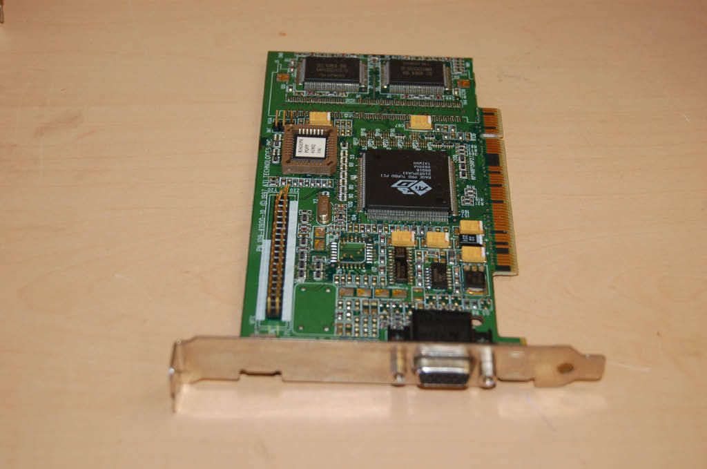 ATI TECHNOLOGIES INC PN 109 41900 10 VIDEO CARD 1024192411531132