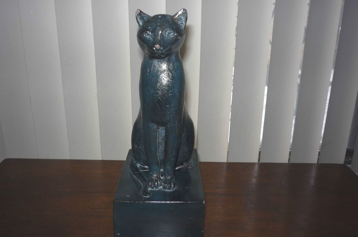  Vintage RARE Austin Productions 1966 Black Cat Statue Sculpture