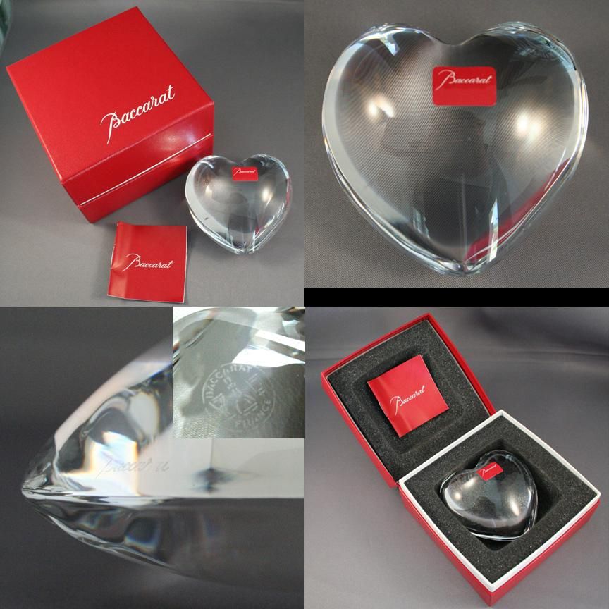 Authentic $170 BACCARAT Crystal CLEAR Puff Heart Paperweight Brand New 