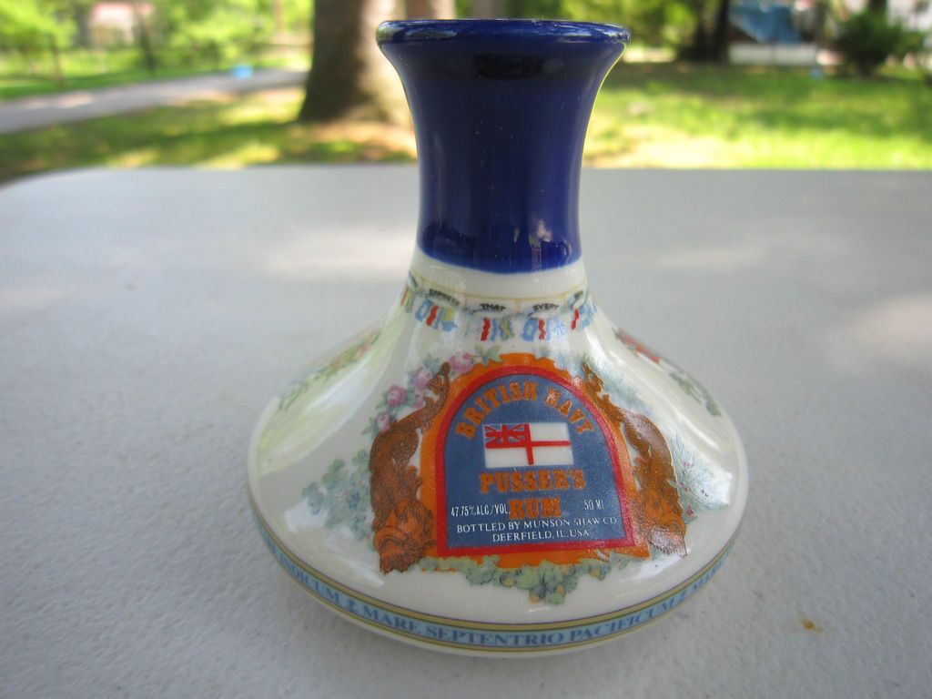 Vintage British Navy PUSSERS RUM 50 ml Miniature Bottle Wade 
