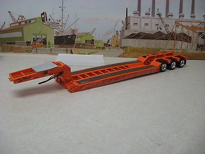 FIRST GEAR 1/34 ORANGE TRI AXLE TALBERT LOWBOY W/DETACHABLE GOOSE NECK 