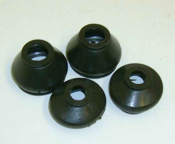 Massey Ferguson T20,135,35 Tie Rod Rubbers x 4 (2 Small & 2 Large)