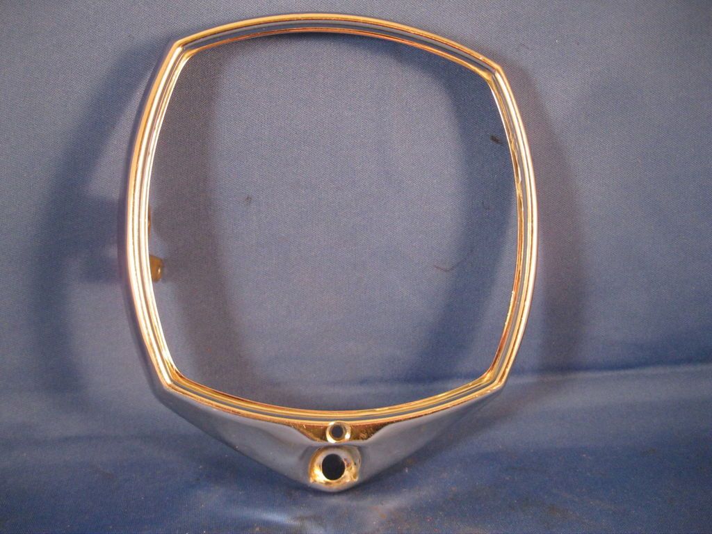 1960 66 CA95 150 CA160 Dream Benly CB92 Head light Trim Ring