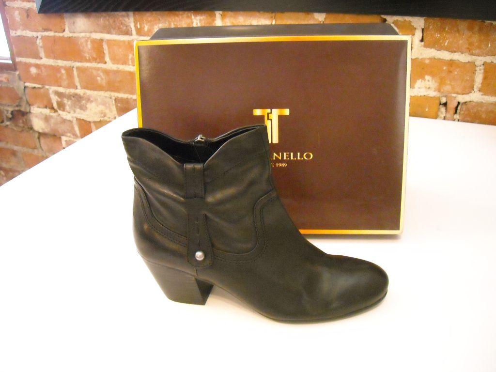 cute tignanello dell black leather ankle boots 10 new