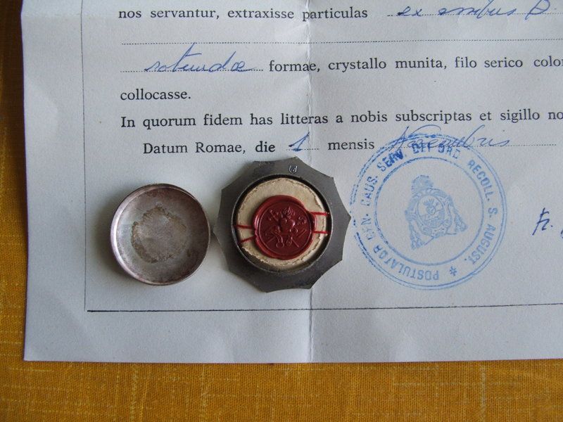 ITALIAN RELIQUARY WITH BLESSED EZEKIEL MORENO WITH DOCUMENT (3)