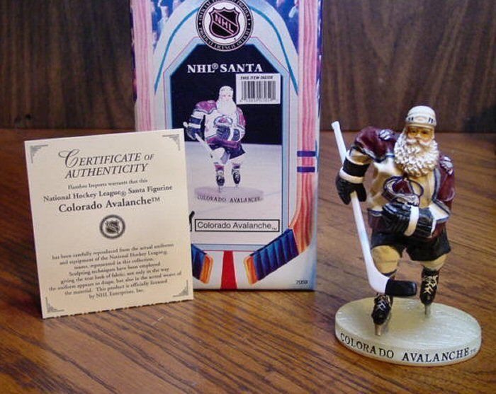 NHL COLORADO AVALANCHE HOCKEY SANTA FIGURE FLAMBRO IMPORTS C O A MINT 