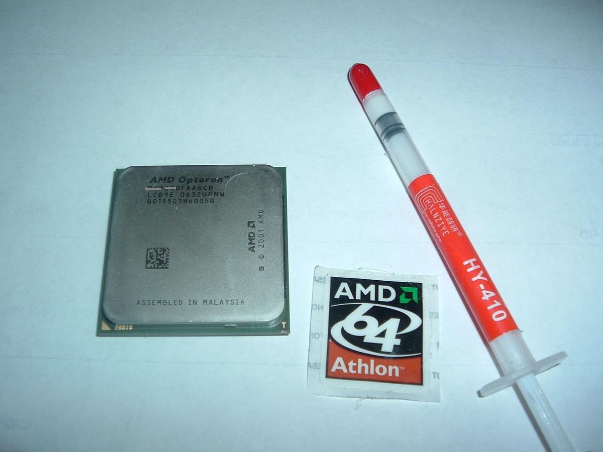 AMD Athlon 64 3400+ (2.4GHz) skt 754 CPU *ADA3400AEP4AX
