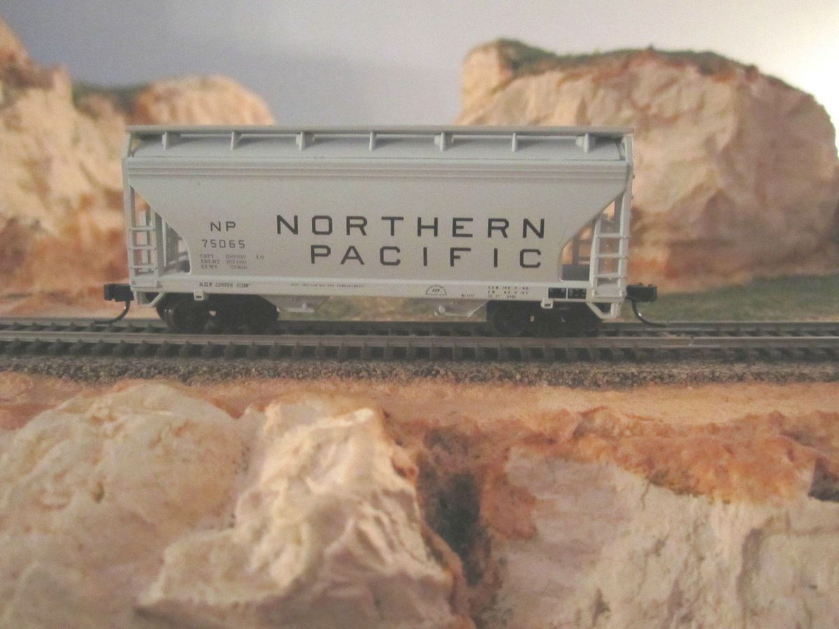 Scale Atlas 2 Bay Centerflow Hopper Norhtern Pacific Road 75065 New 