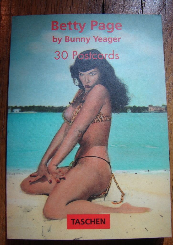 Betty Page by Bunny Yeager 30 Postcards Dave Stevens Estate