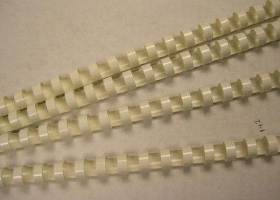 Binder Binding Combs Plastic 100 White 1 2 inch 19 Tab
