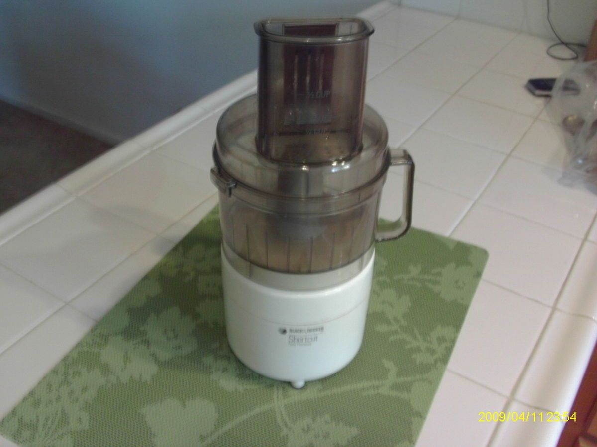 Black & Decker Short Cut Food Processor. Model F1 CFP 10