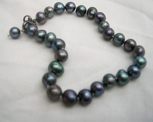 Peacock Black Japanese Cultured Pearl Bracelet