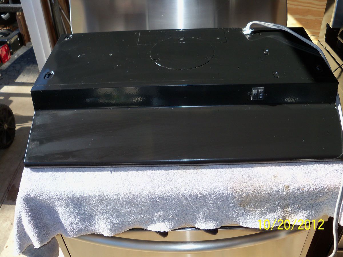 GE Black Range Hood Briefly Used JV338H1BB