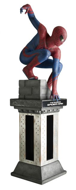 MARVEL THE AMAZING SPIDER MAN LIFESIZE STATUE WITH DVD BASE