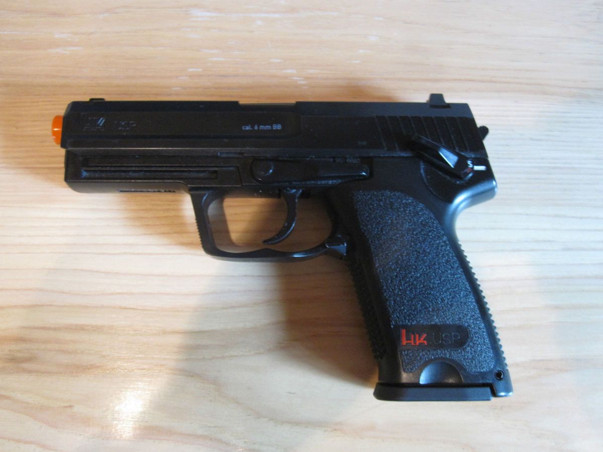  Airsoft Non Blowback CO2 USP Pistol