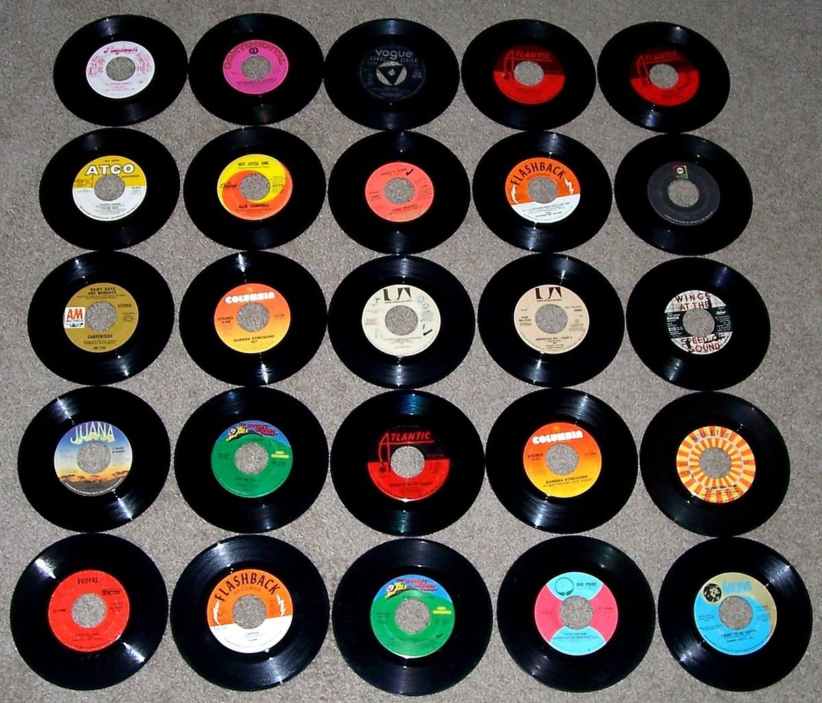 HELLO, YOU ARE LOOKING AT A MAGNIFICENT HUGE LOT of 150 VINTAGE 45 RPM 