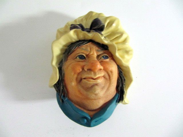 Bosson Sarah Camp Bosson Head Figurine England