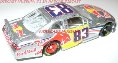 brian vickers 83 red bull toyota action 2011 diecast