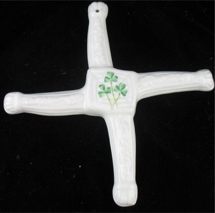 Belleek St Brigids Cross w Shamrocks Porcelain New w Tag 3425