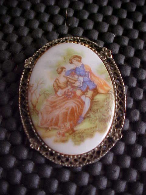 fragonard cameo brooch couple 1 1 2 