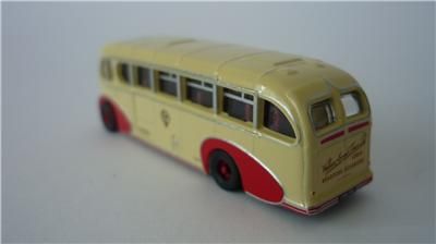 Oxford Wallace Arnold Burlingham Sunsaloon Bus NBS003 N Gauge Railway 