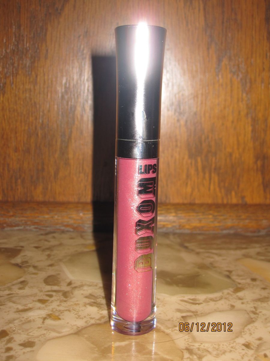Buxom Big Healthy Lip Polish in Clair shimmering pink plum Full Size 