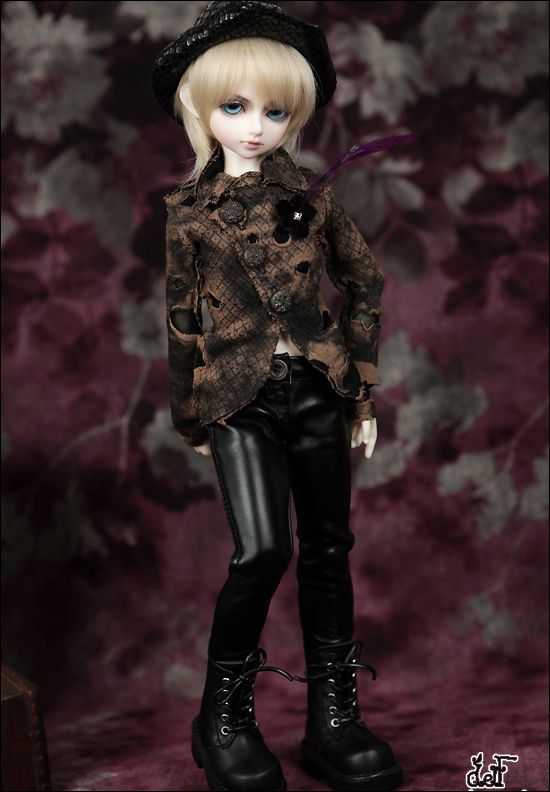 LUTS Kid Delf Boy BUZZI   43cm (1/4 scale) , BJD , ABJD , KDF