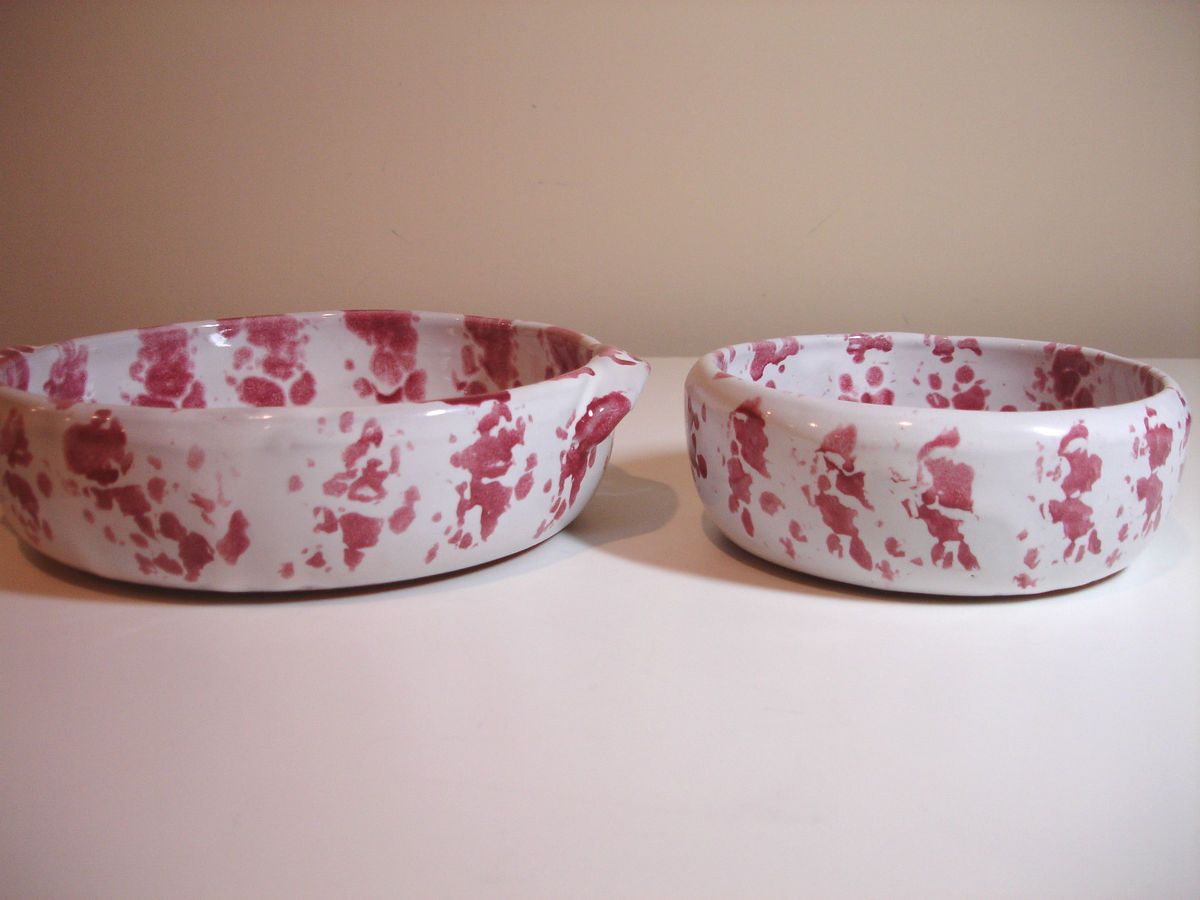 BYBEE POTTERY BAKEWARE 2 PIECE SET * SPECKLED BURGUNDY PATTERN * MINT 