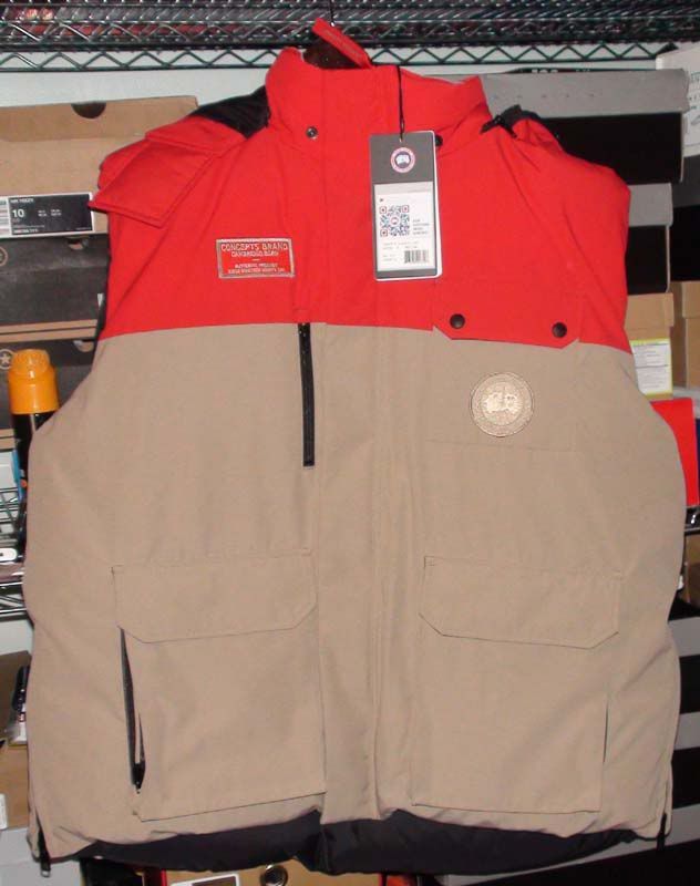 Canada GOOSE for Concepts CNCPTS Alberta Vest Collaboration 625 Down 