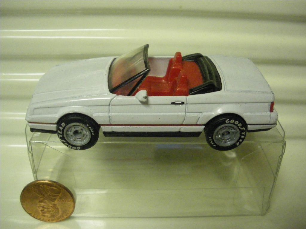 Matchbox 1987 MB72I White Cadillac Allante Prepro C9