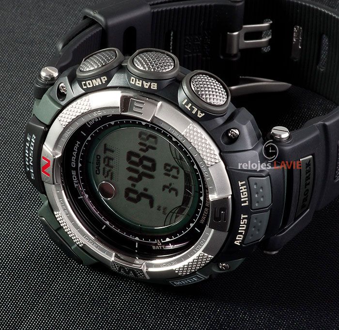 Casio Pro Trek Triple Sensor Solar PRG 130 1VDR 200WR