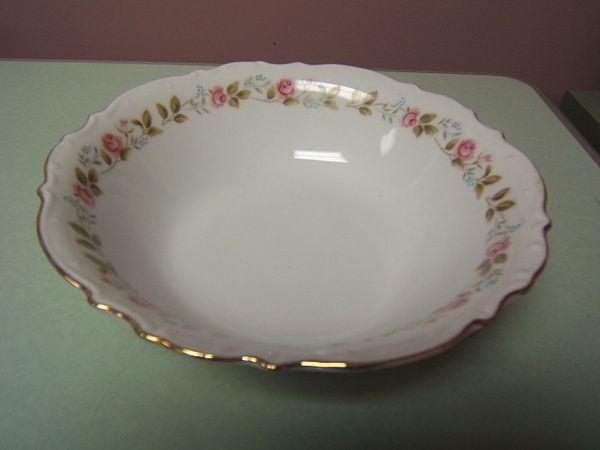 Bristol Fine China Spring Garden Japan Serving Bowl