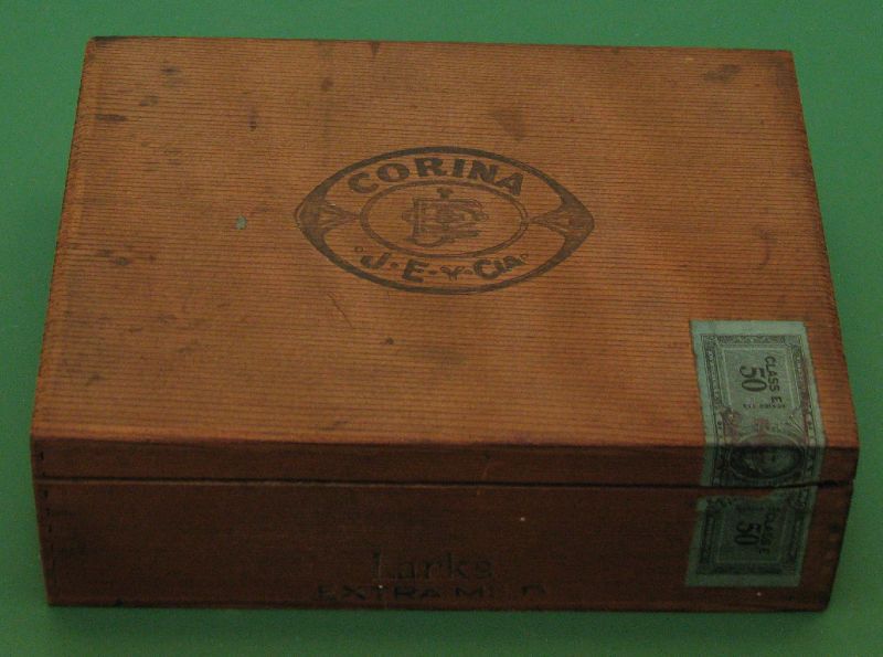 Antique Cedar Wood Cigar Box Corina Larks Extra Mild 12 Cents Early 