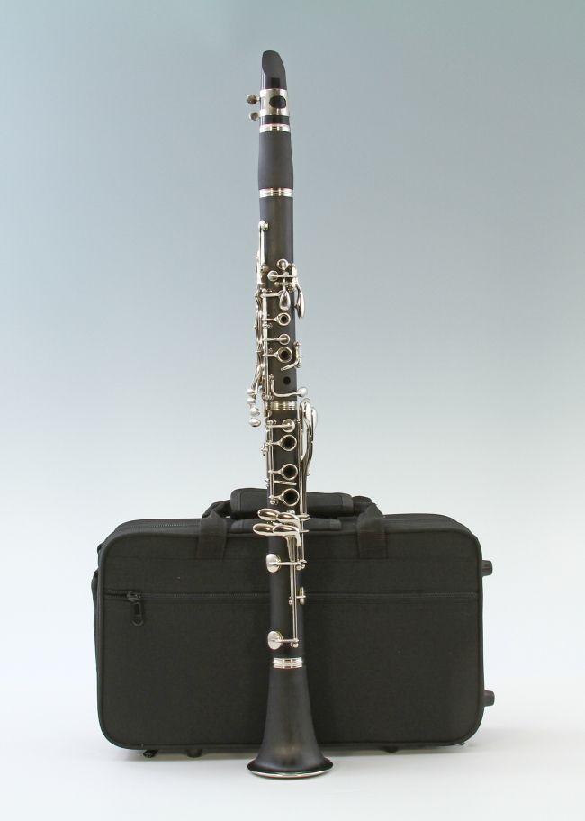 Virtuoso Student Clarinet with Deluxe Zippered Case and Accessories