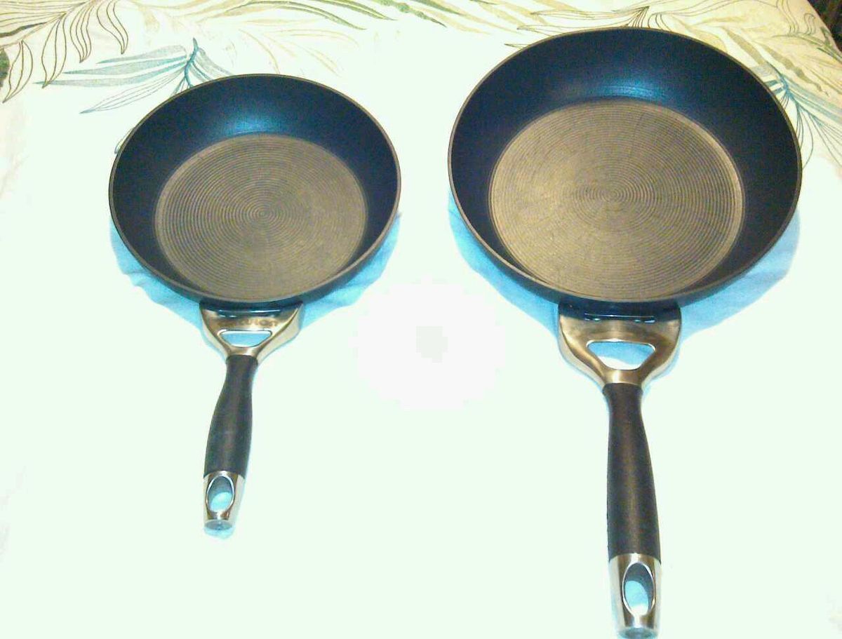 Circulon Elite hard anodized non stick pans