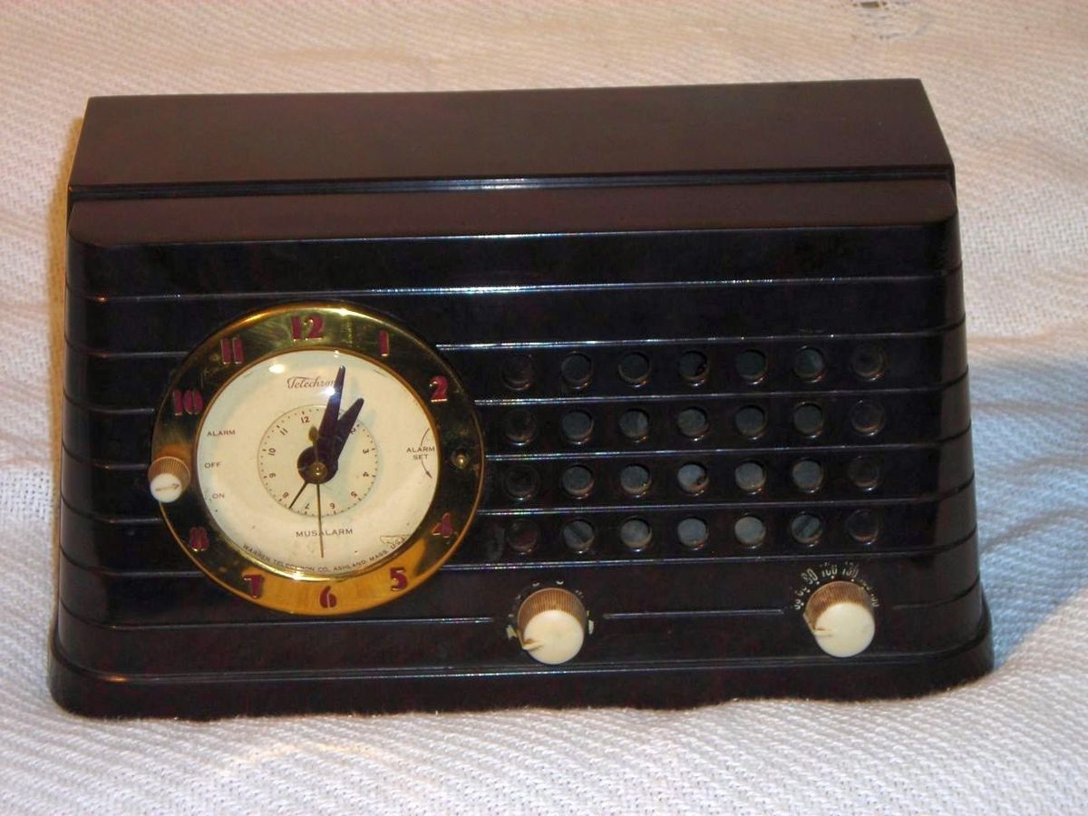   Telechron Musalarm Alarm Clock Tube Radio Combo No 8H59 Bakelite