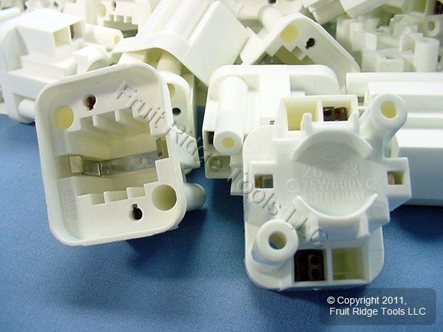 250 Compact Fluorescent Lamp Holder Light Socket