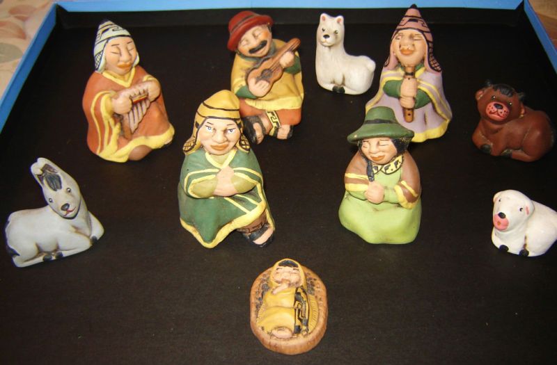 International South American Primitive Clay Nativity