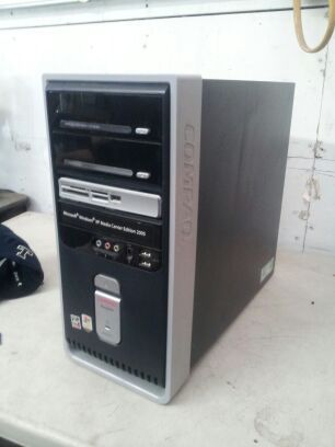 Compaq Presario SR1917CL 200GB Windows XP Pro Desktop Computer PC