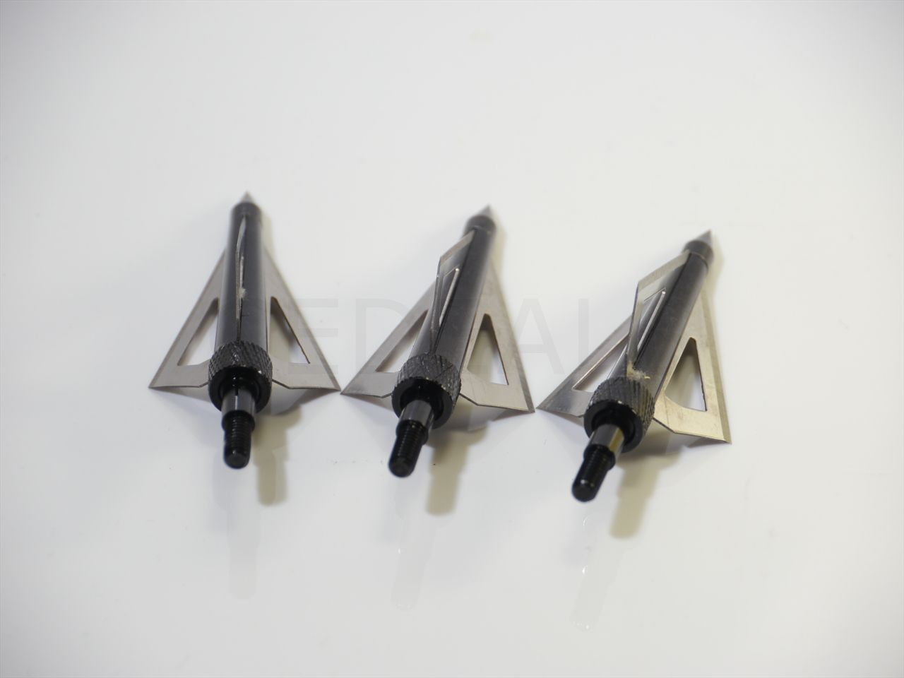 High Quality 3 3 Blade Broadhead for 150lb Crossbow Gun Bolt Arrow