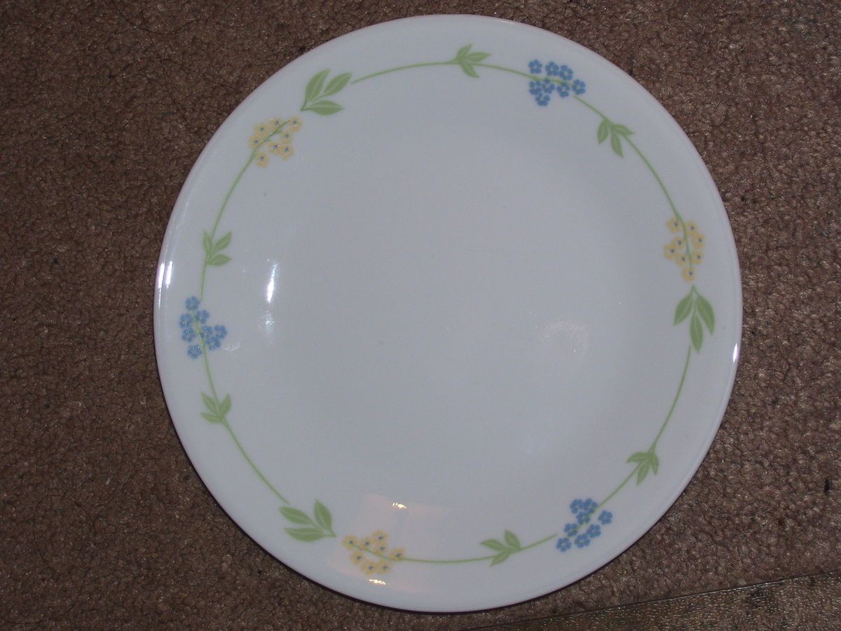 Corelle Secret Garden 6 3/4 Bread/Dessert Plates