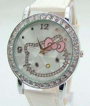   HelloKitty Leather Quartz crystal Lady Watch New Gift W1