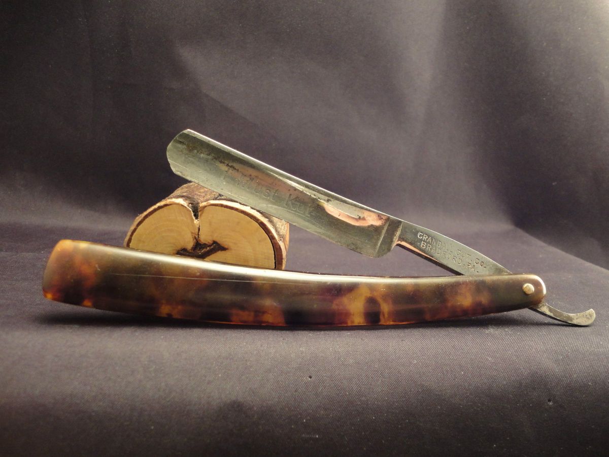 VINTAGE CRANDALL CUTLERY COMPANY BRADFORD PA STRAIGHT RAZOR ETCH c