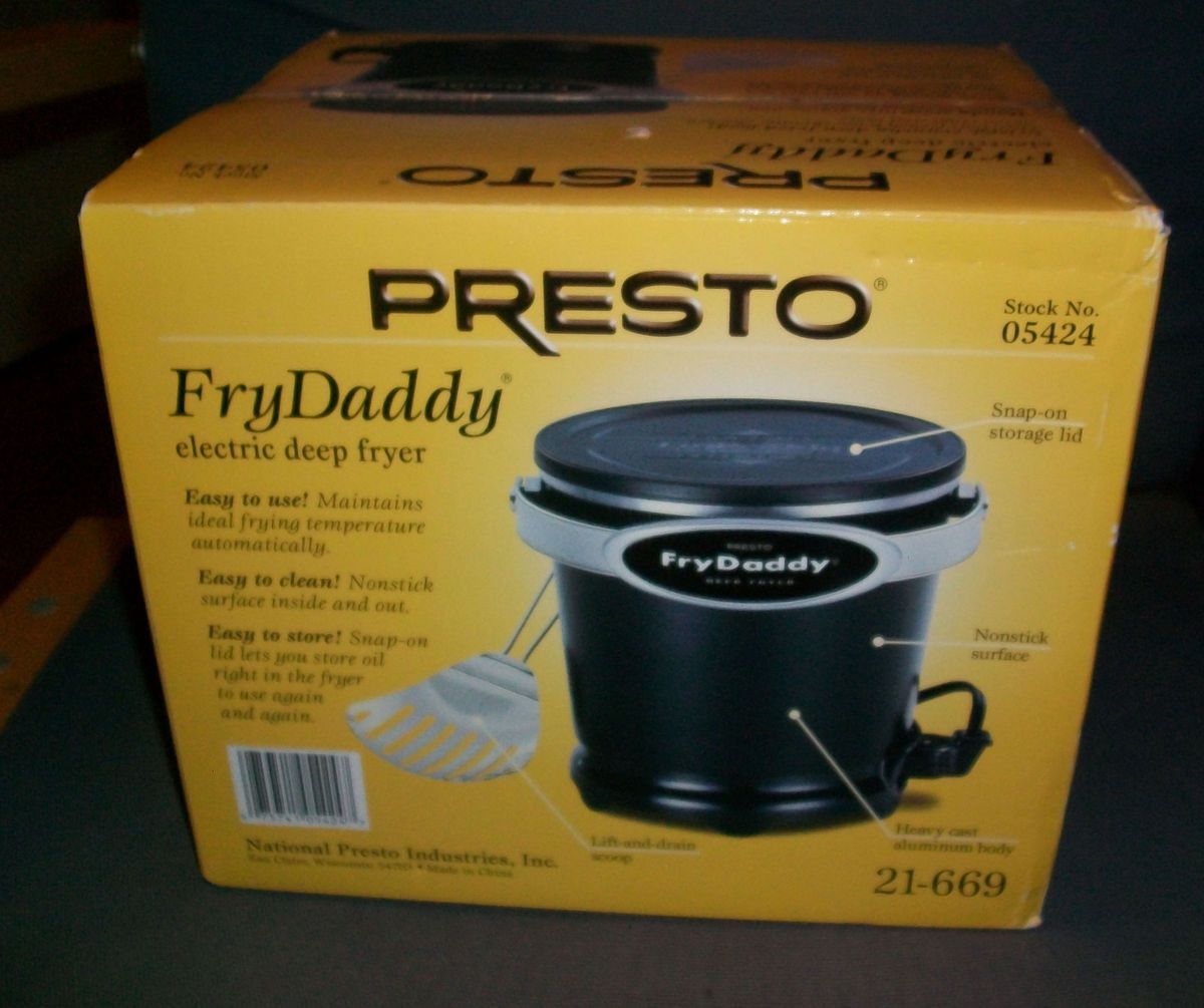 New Presto Frydaddy Electric Deep Fryer